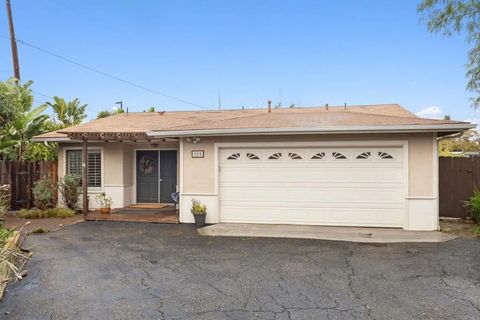 Photo of 855 Rosemary Lane, Vista, CA 92081 (MLS # NDP2600070)