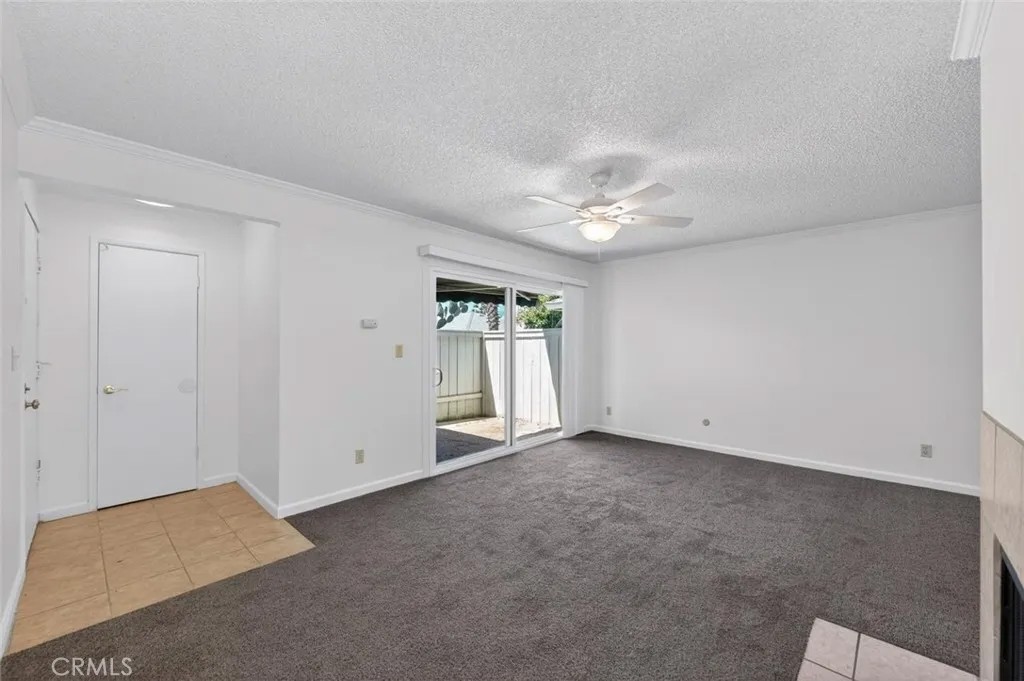 4504 N Valentine 160