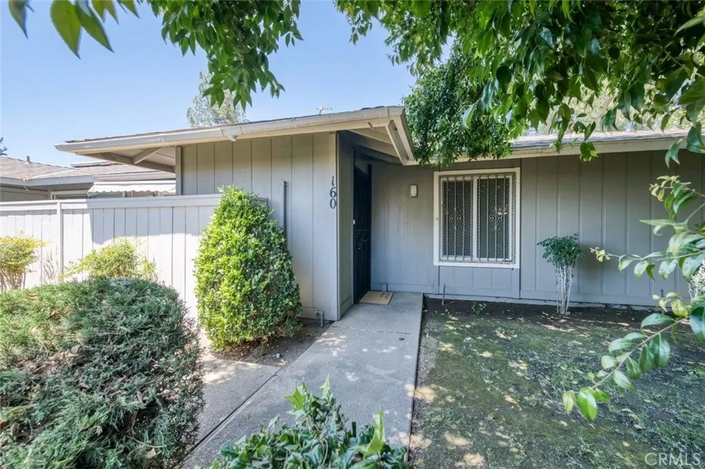 4504 N Valentine 160