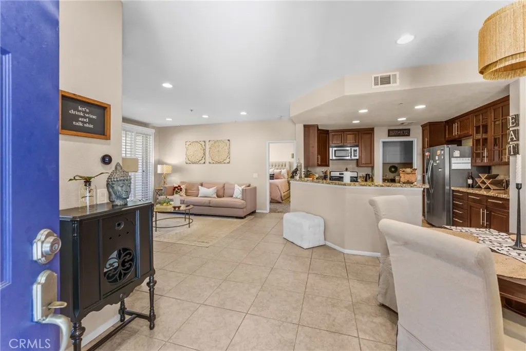 17859 Graystone 101