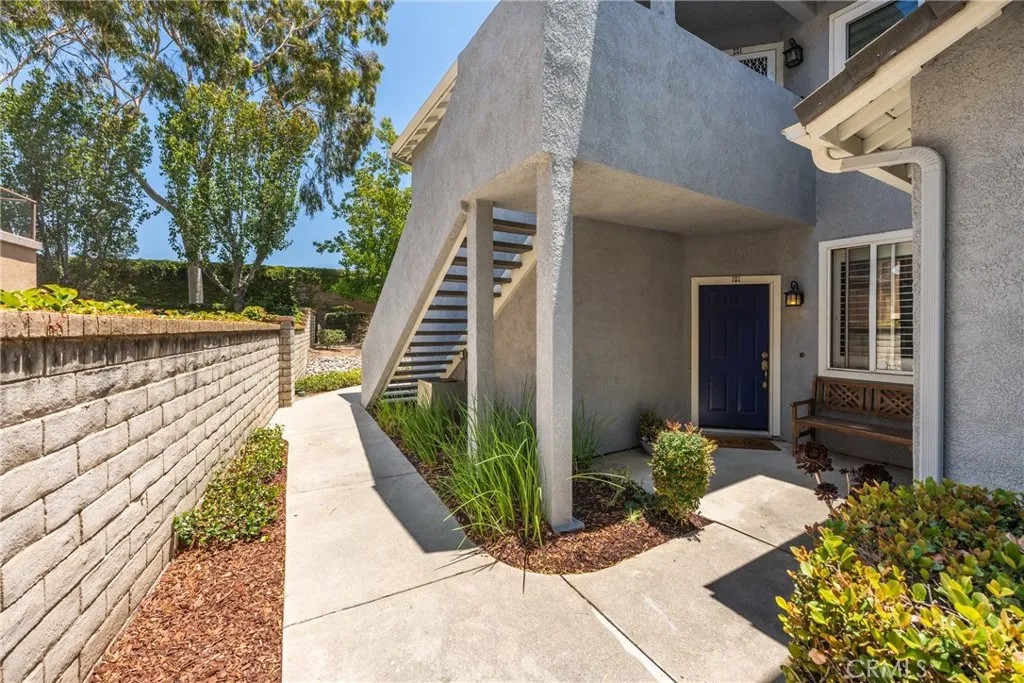 17859 Graystone 101