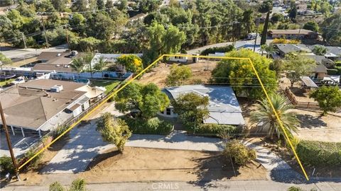 Photo of 33467 Washington Dr, Yucaipa, CA 92399 (MLS # PW25247796) Photo of 33467 Washington Dr, Yucaipa, CA 92399 (MLS # PW25247796)