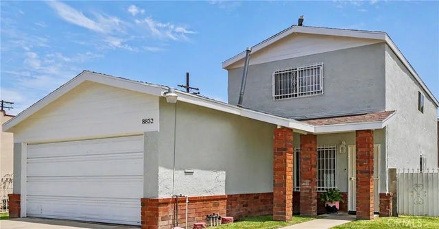 8832 Prince, Los Angeles
