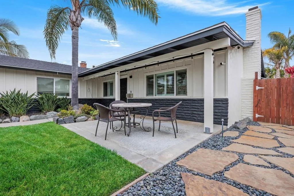 3984 Scott Dr.