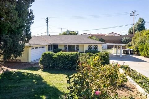 Tiny photo for 12952 Club Dr, Redlands, CA 92373 (MLS # IG25246333)