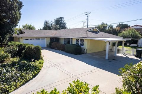 Tiny photo for 12952 Club Dr, Redlands, CA 92373 (MLS # IG25246333)