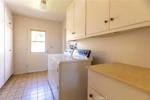 Tiny photo for 12952 Club Dr, Redlands, CA 92373 (MLS # IG25246333)