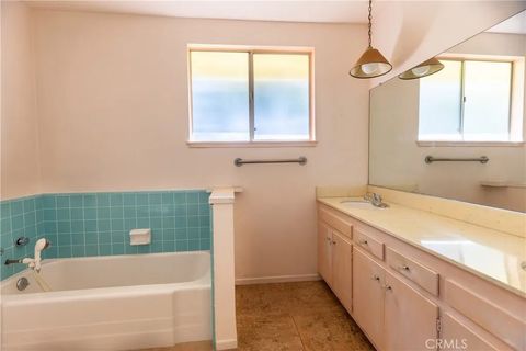 Tiny photo for 12952 Club Dr, Redlands, CA 92373 (MLS # IG25246333)