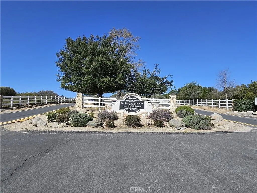 Photo of 0 Calle De Suenos, Murrieta, CA 92562 (MLS # IV26050604)