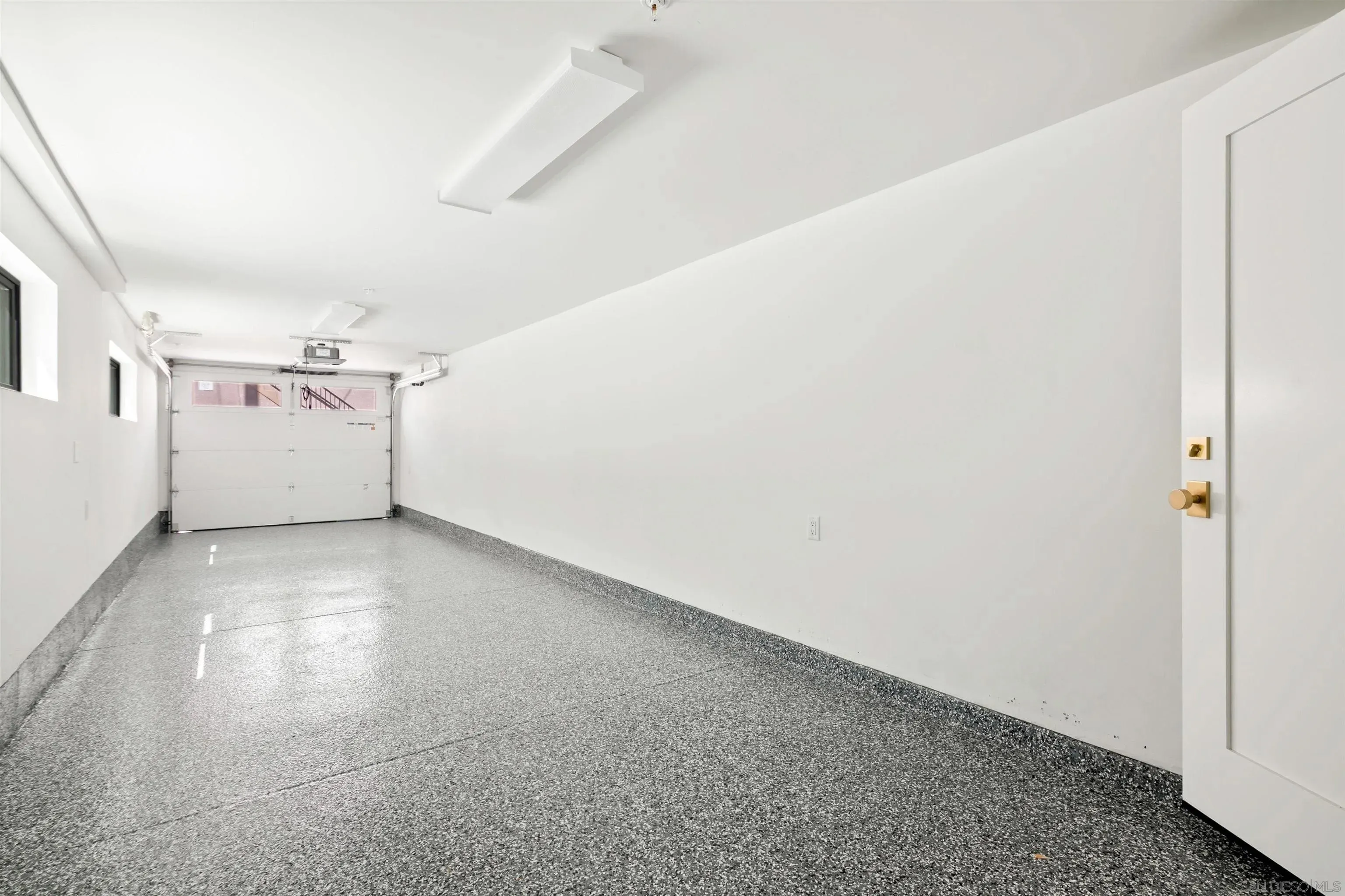 San Diego, California 92109, United States, 4 Bedrooms Bedrooms, ,5 BathroomsBathrooms,Residential,Active,221308