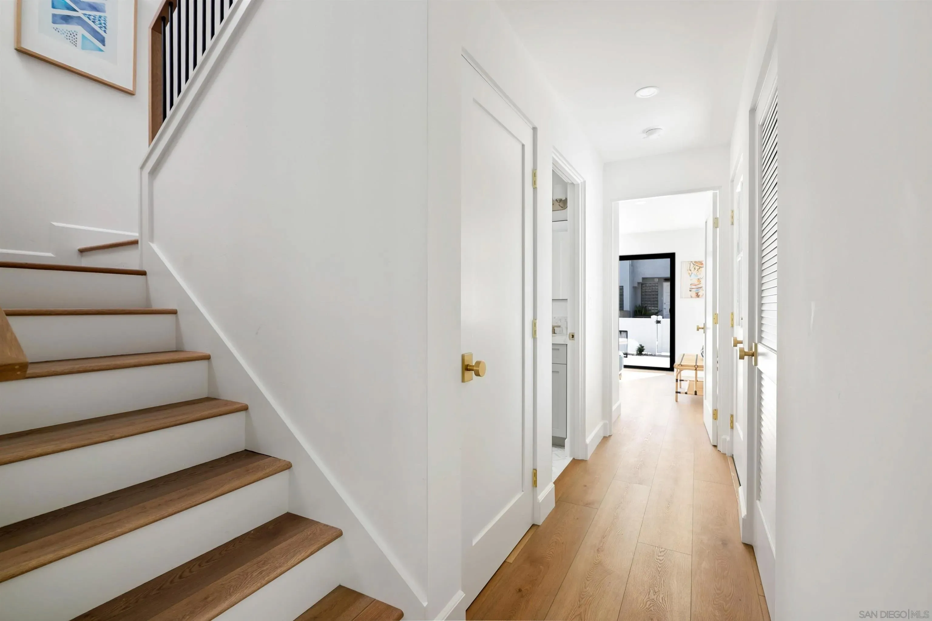 San Diego, California 92109, United States, 4 Bedrooms Bedrooms, ,5 BathroomsBathrooms,Residential,Active,221308