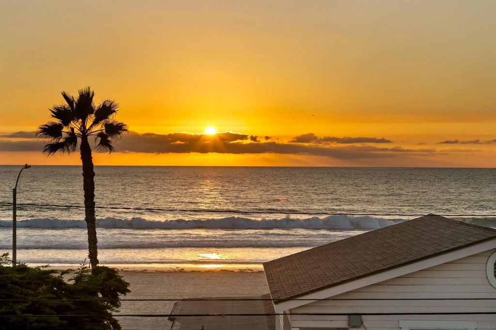 Photo of 718 Nantasket Ct, San Diego, CA 92109 (MLS # 250040790)