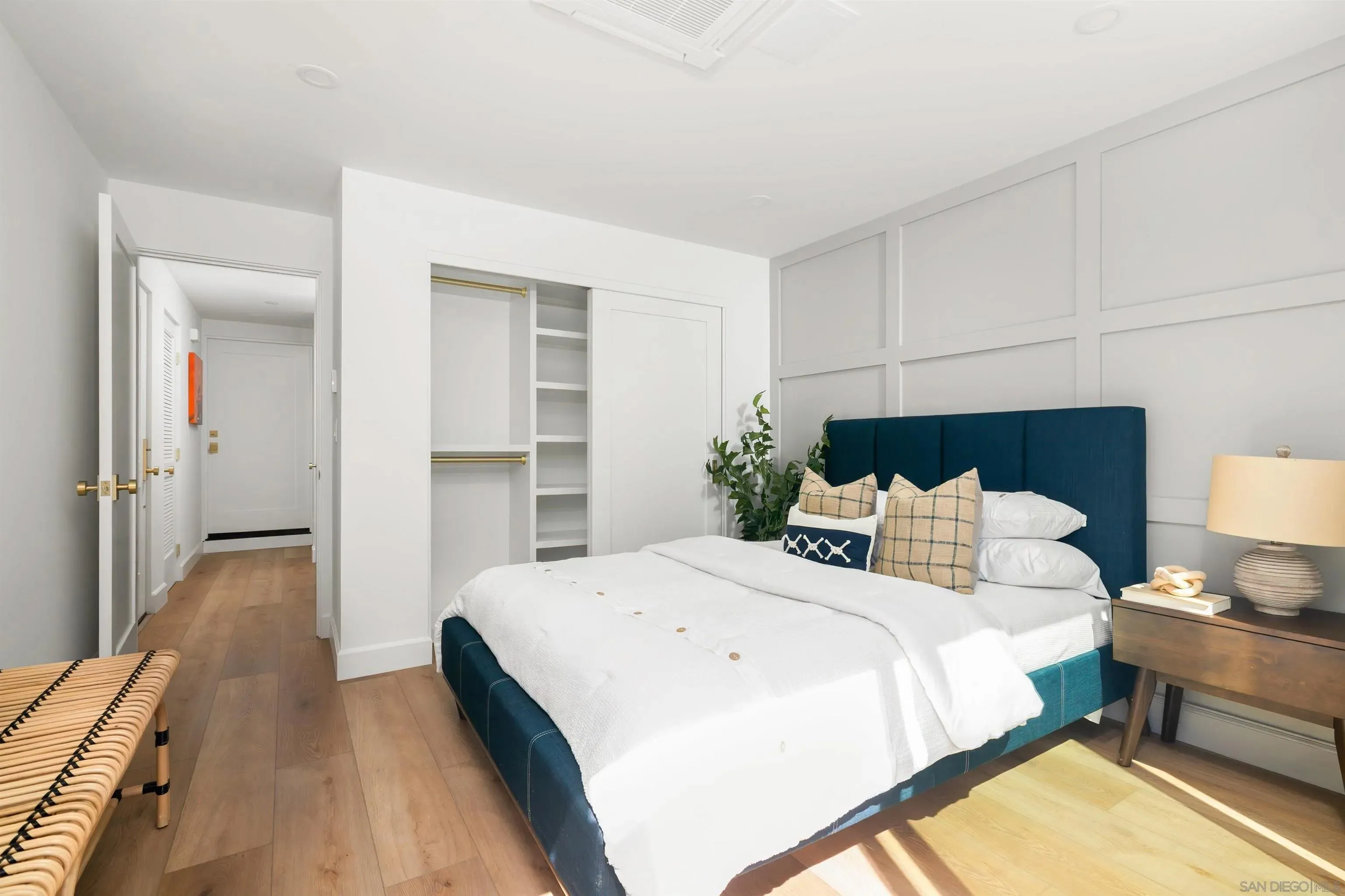 San Diego, California 92109, United States, 4 Bedrooms Bedrooms, ,5 BathroomsBathrooms,Residential,Active,221308