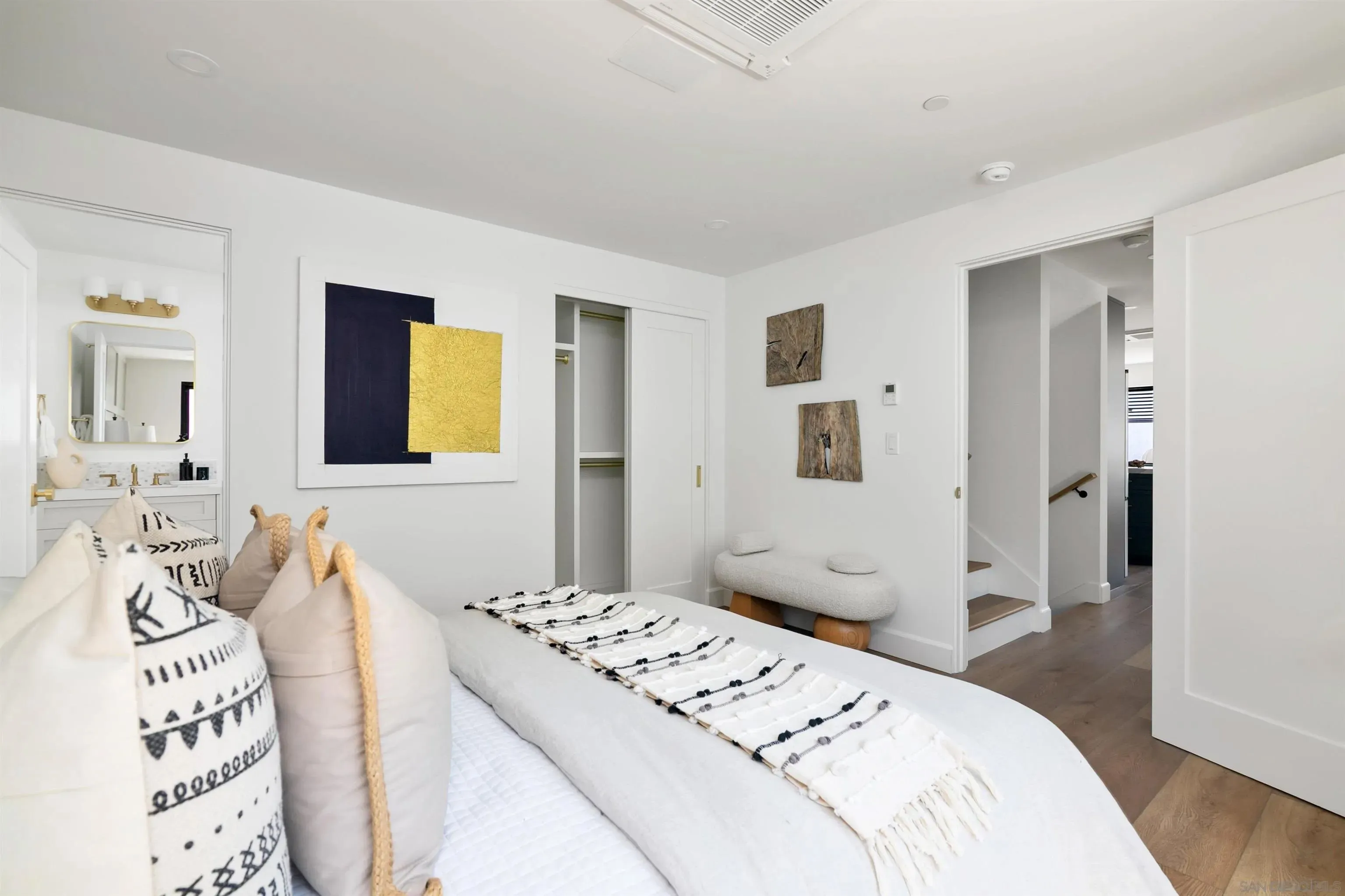 San Diego, California 92109, United States, 4 Bedrooms Bedrooms, ,5 BathroomsBathrooms,Residential,Active,221308