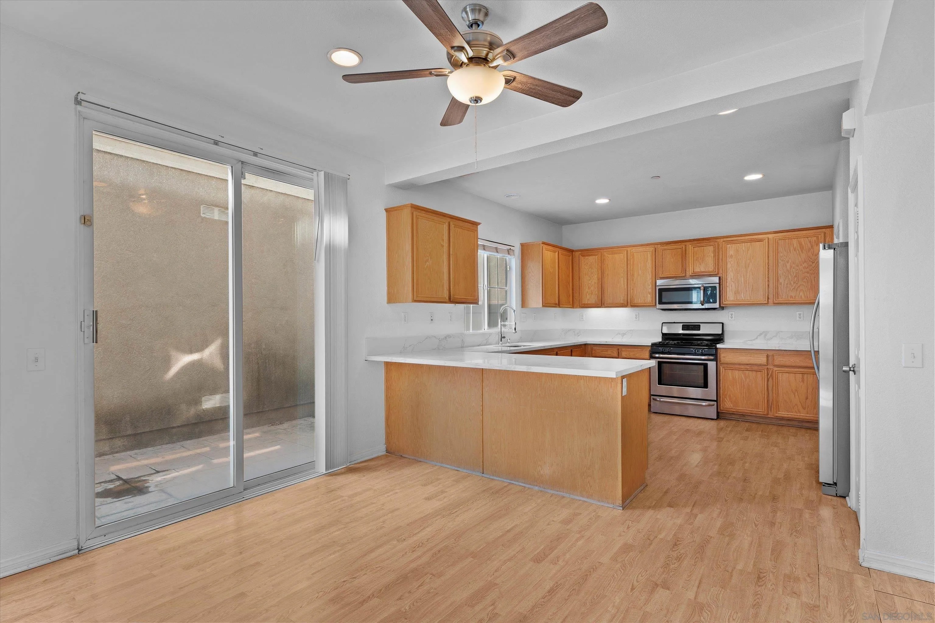 4437 Leonard Ct