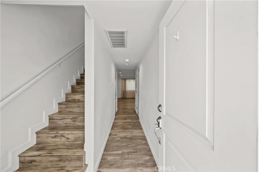 9104 Burnet