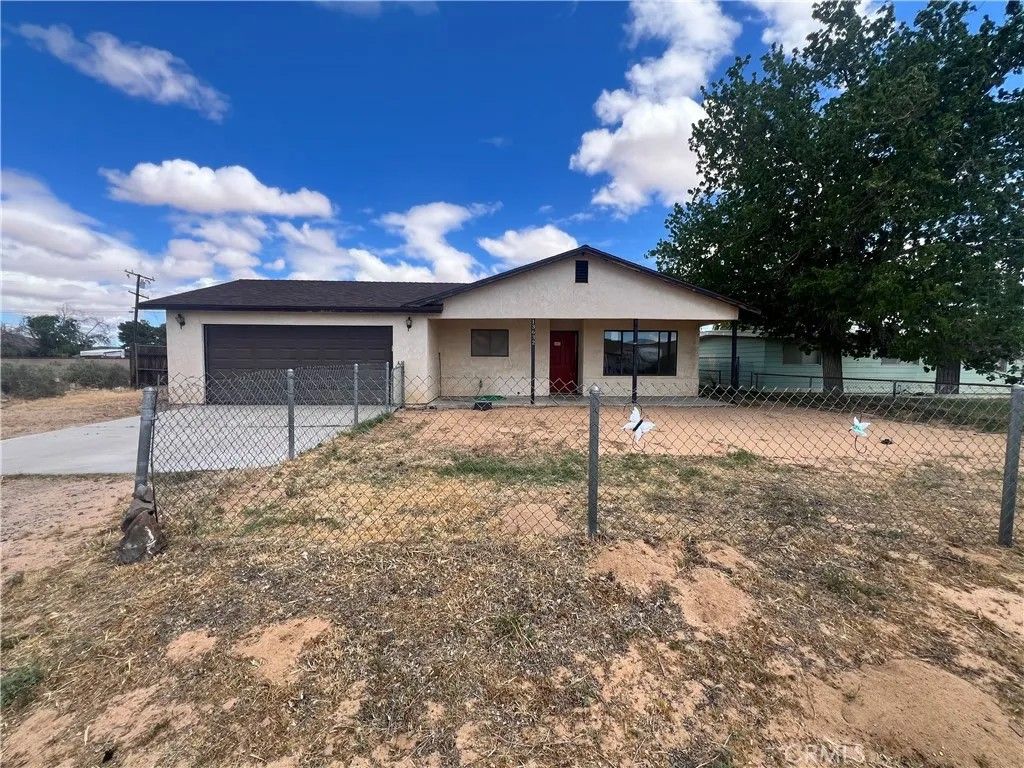 Photo of 13632 Fran Street, Edwards, CA 93523 (MLS # SR26043867)