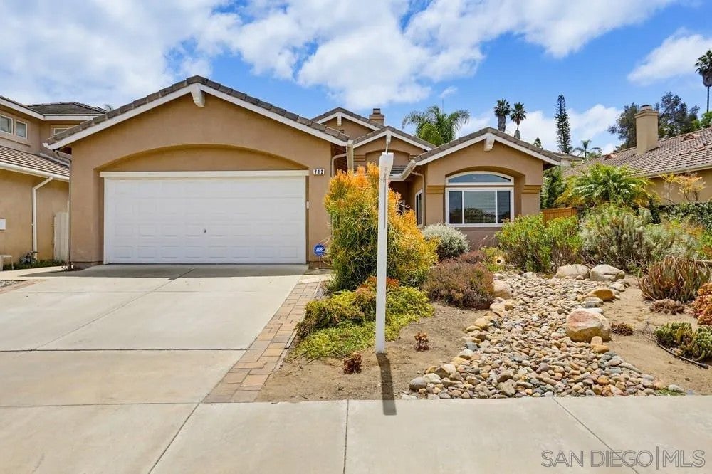 Photo of 713 Bel Air DR, Vista, CA 92084 (MLS # 260014241)