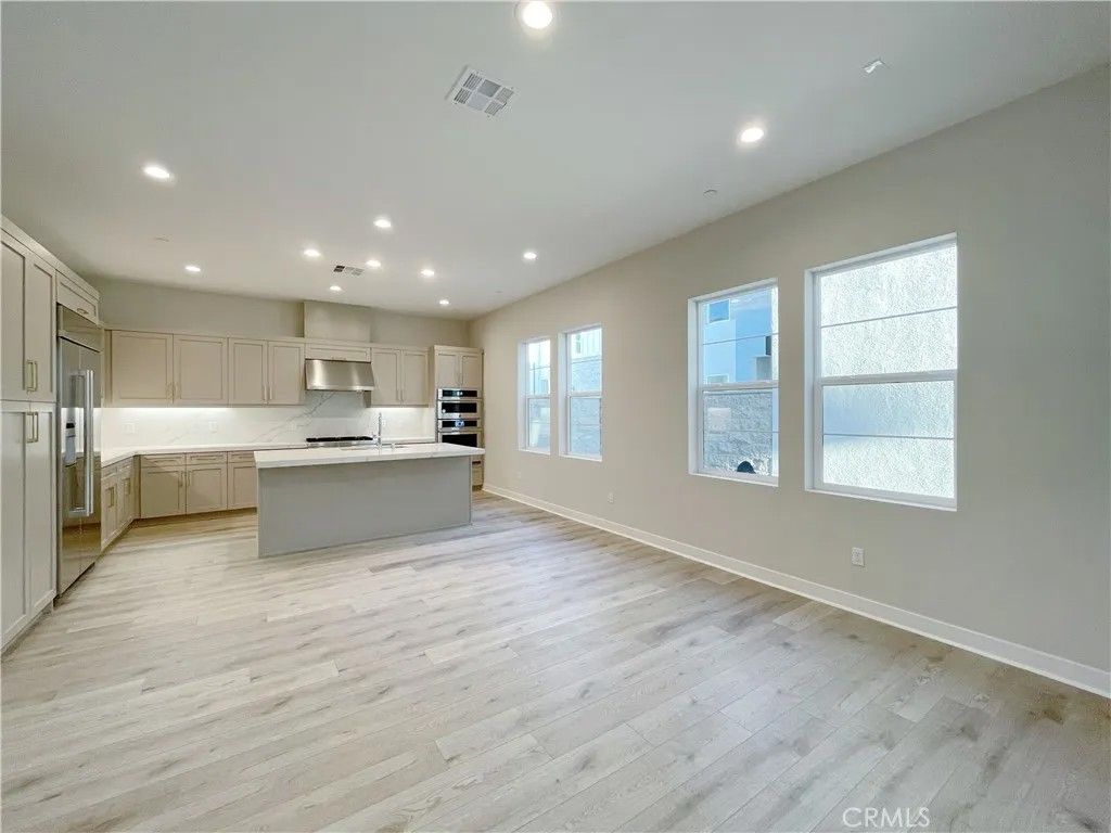 Photo of 140 Holliston, Lake Forest, CA 92630 (MLS # OC25266326)