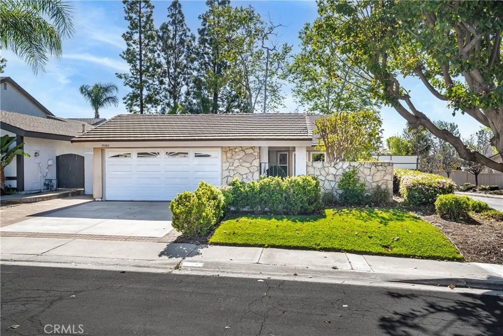 Photo of 25262 Aldea Court, Mission Viejo, CA 92691 (MLS # OC26035419)