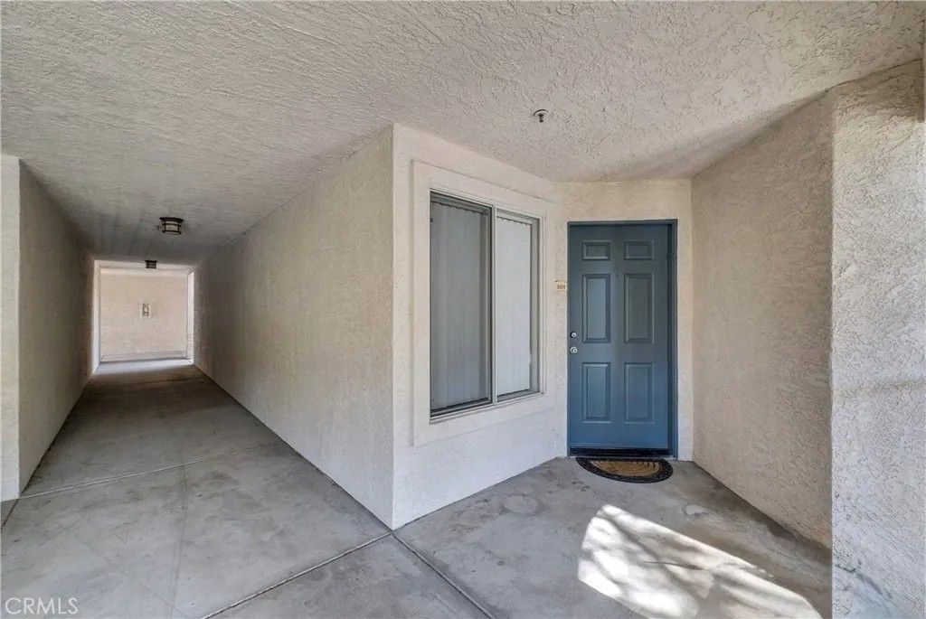 Photo of 1980 Las Colinas Circle #301, Corona, CA 92879 (MLS # CV26069994)