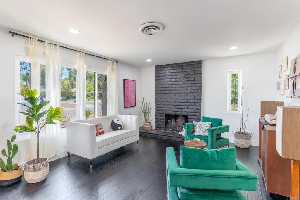 41826 El Camino Drive