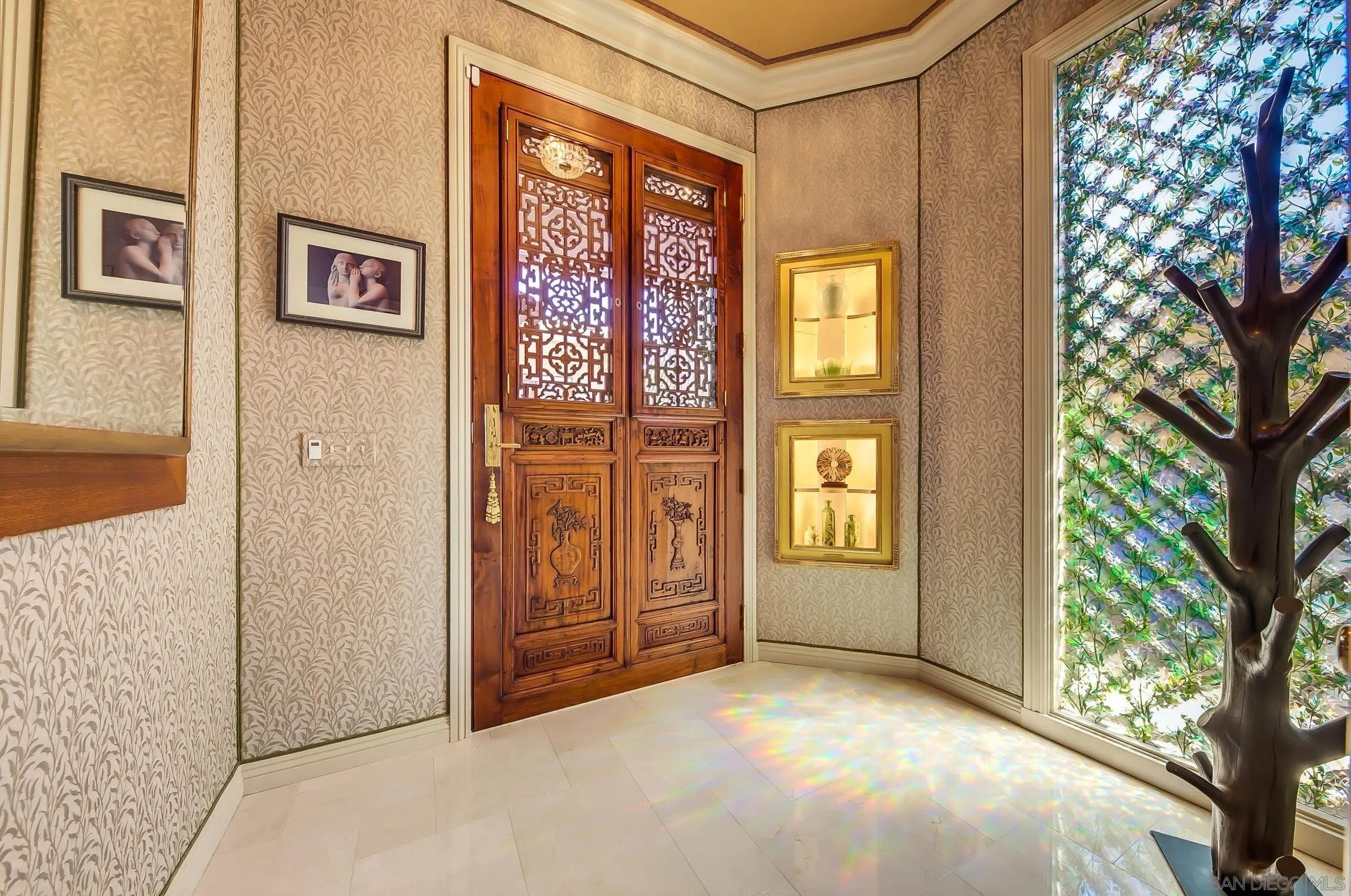 219 Calle De Sereno