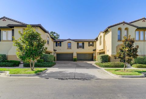 Photo of 1740 Via Capri, Chula Vista, CA 91913 (MLS # 260017281)