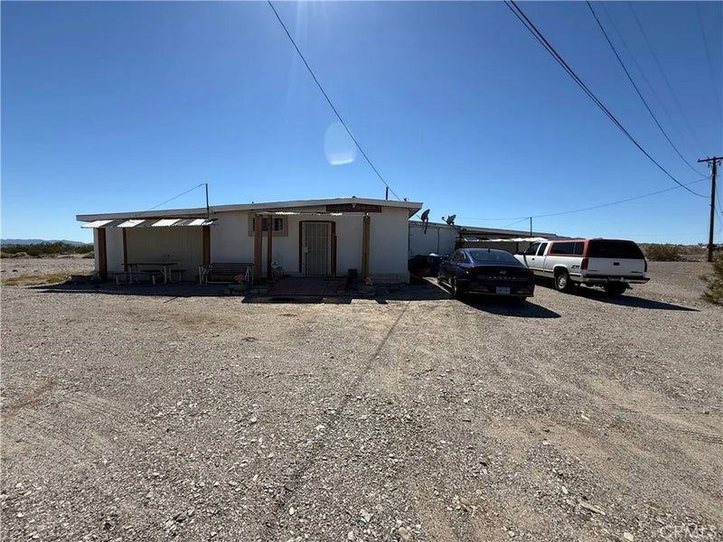 3477 Needles Hwy