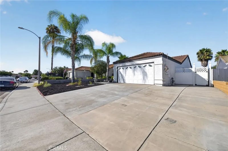 24663 Morningstar