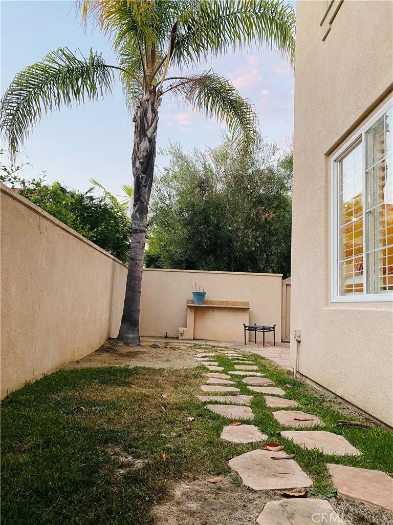 Photo of 59 Pathstone, Irvine, CA 92603 (MLS # OC26164866)