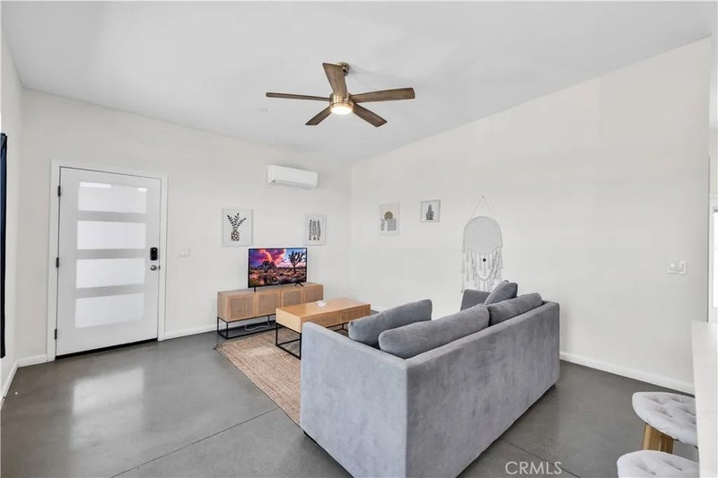7276 Encina Road