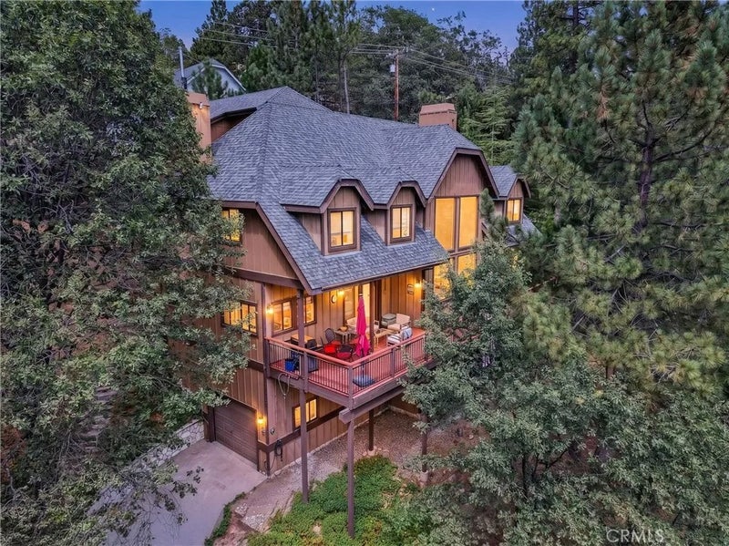 27779 West Shore