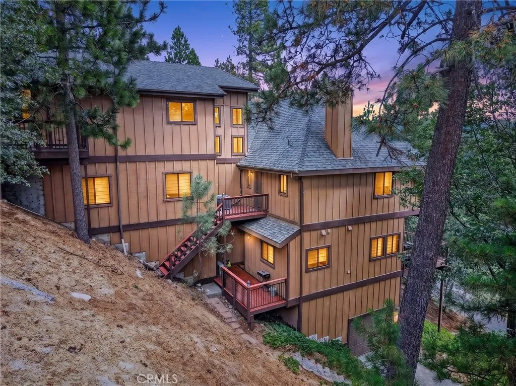 27779 West Shore