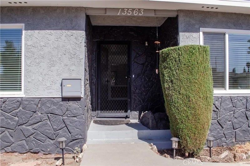 13563 Montague