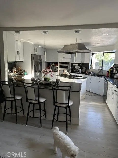 433 N Orchid Tree