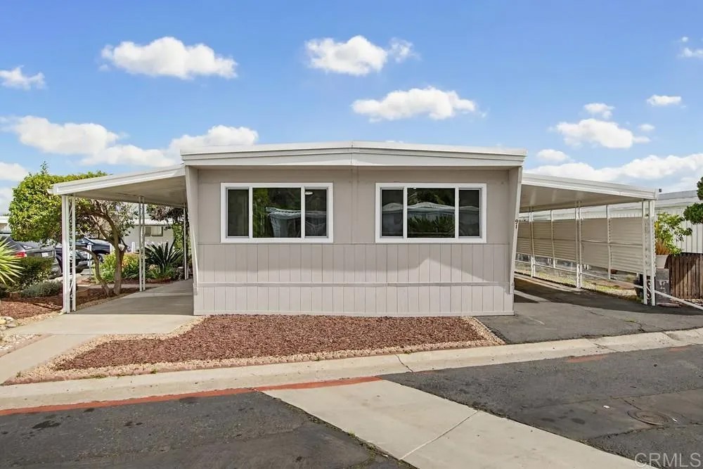 1285 E Washington 91