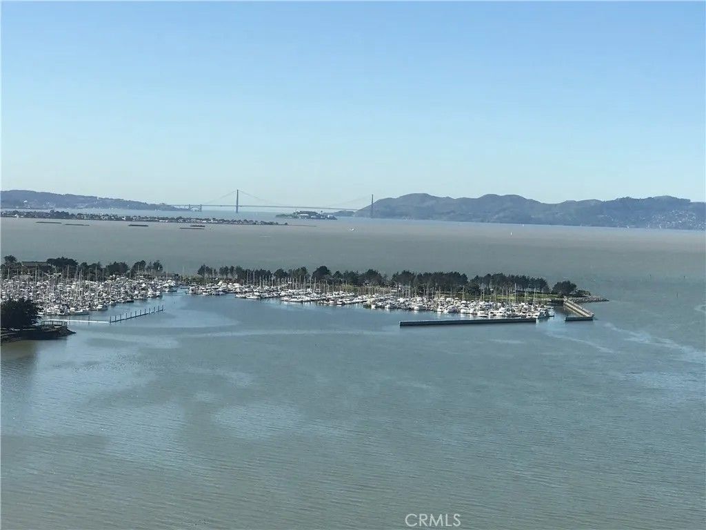 Photo of 6363 Christie Avenue, Emeryville, CA 94608 (MLS # SR26090187)