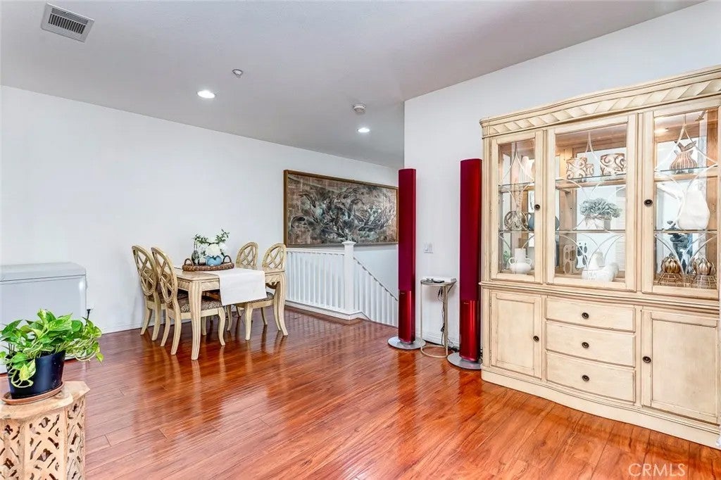 1264 Mcfadden