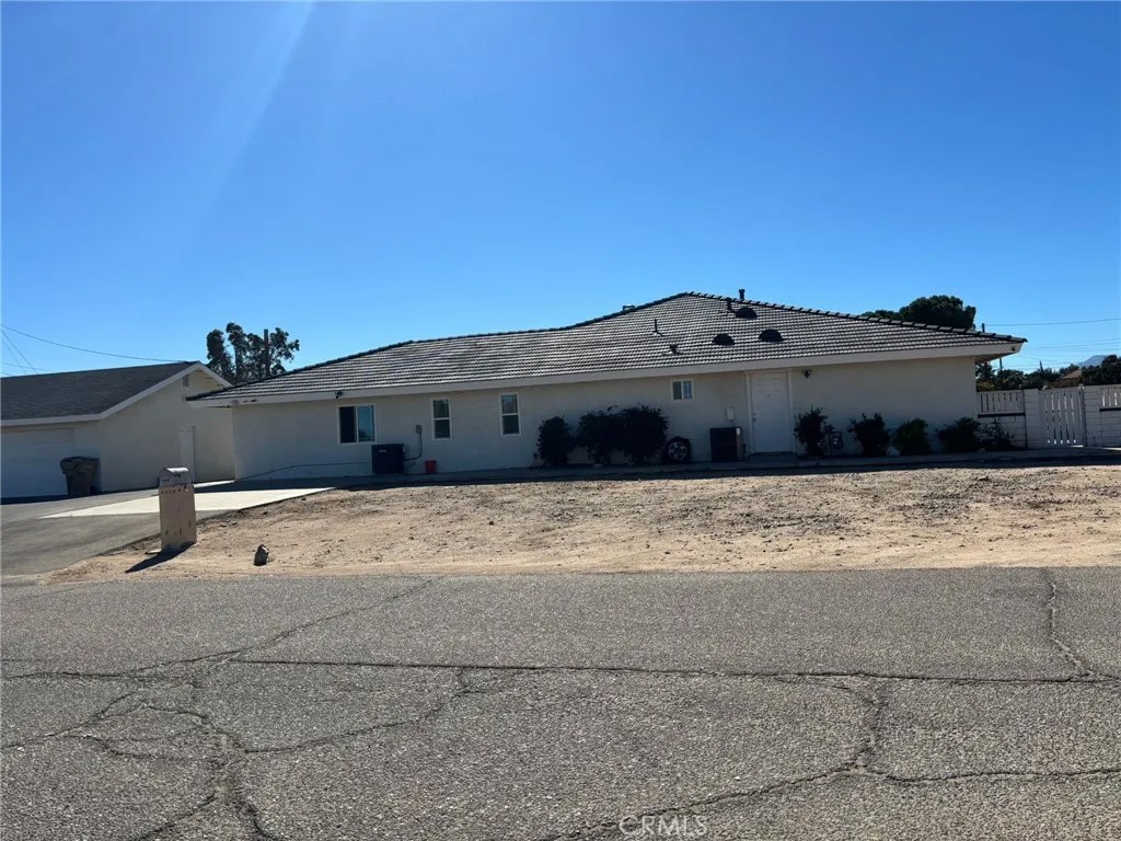 6995 Summit Valley Road