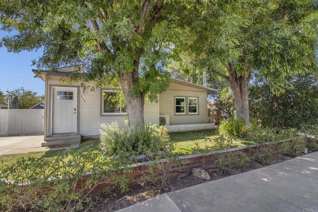 Photo of 774 Oro Street, El Cajon, CA 92021 (MLS # PTP2606313)