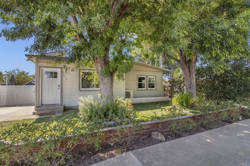 774 Oro Street
