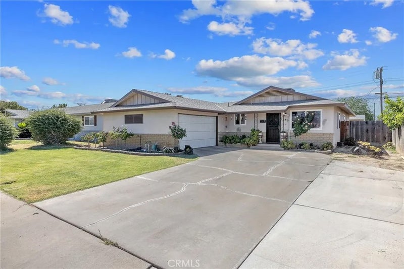 1585 Mulberry Lane