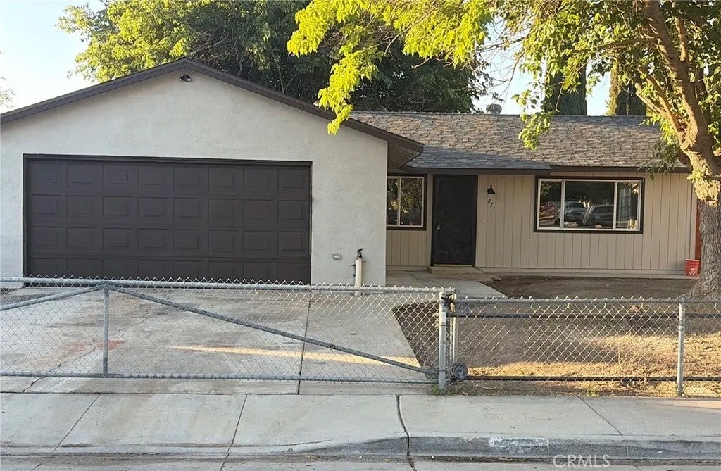 Photo of 271 Santa Bella, Paso Robles, CA 93446 (MLS # NS26162322)
