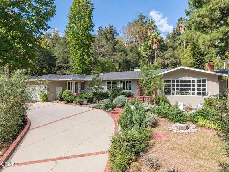 250 N San Rafael Avenue