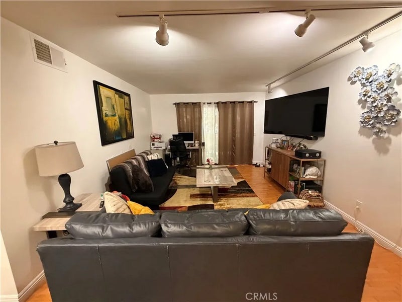 5885 El Cajon