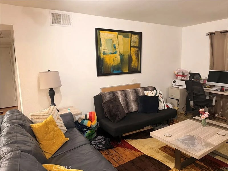 5885 El Cajon