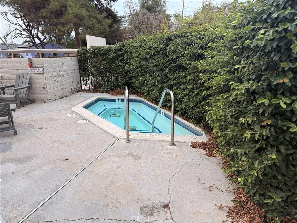 5885 El Cajon