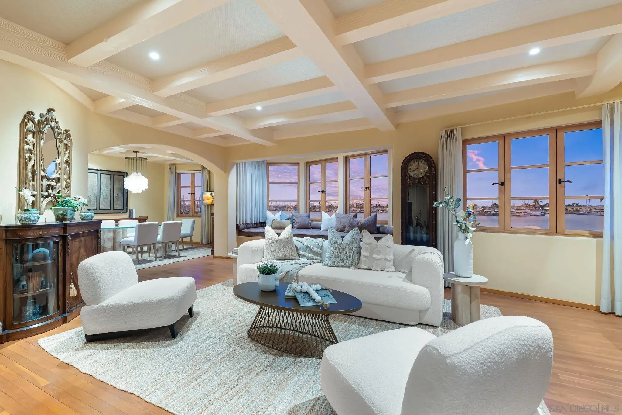 San Diego, California 92106, United States, 3 Bedrooms Bedrooms, ,4 BathroomsBathrooms,Residential,Active,182774