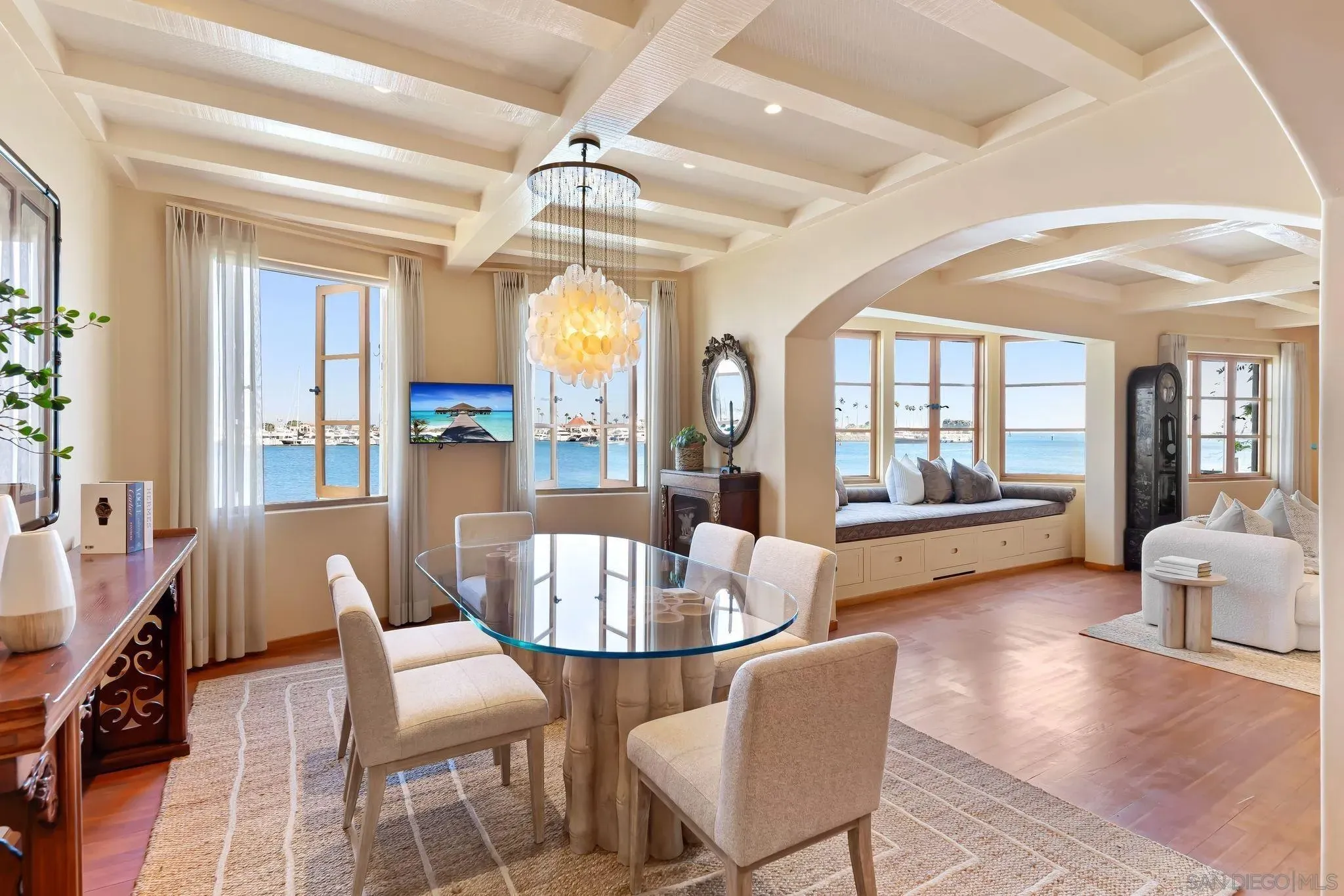 San Diego, California 92106, United States, 3 Bedrooms Bedrooms, ,4 BathroomsBathrooms,Residential,Active,182774